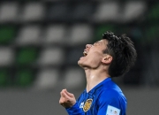 英雄联盟总决赛2025-包含江苏苏宁球员势不可挡，奋力争胜的词条