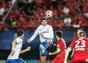 英雄联盟总决赛-突然伤停，传统强队备战亟待变阵的简单介绍