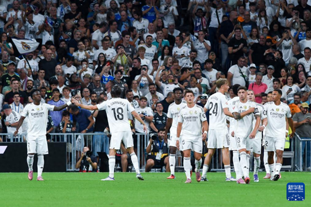 关于皇家马德里队内团结一致,士气高昂的信息 关于皇家马德里队内团结一致,士气高昂的信息