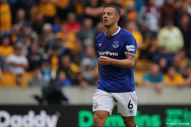 意志力过人,埃弗顿赢得了英超联赛里的关键胜利的简单介绍 意志力过人,埃弗顿赢得了英超联赛里的关键胜利的简单介绍