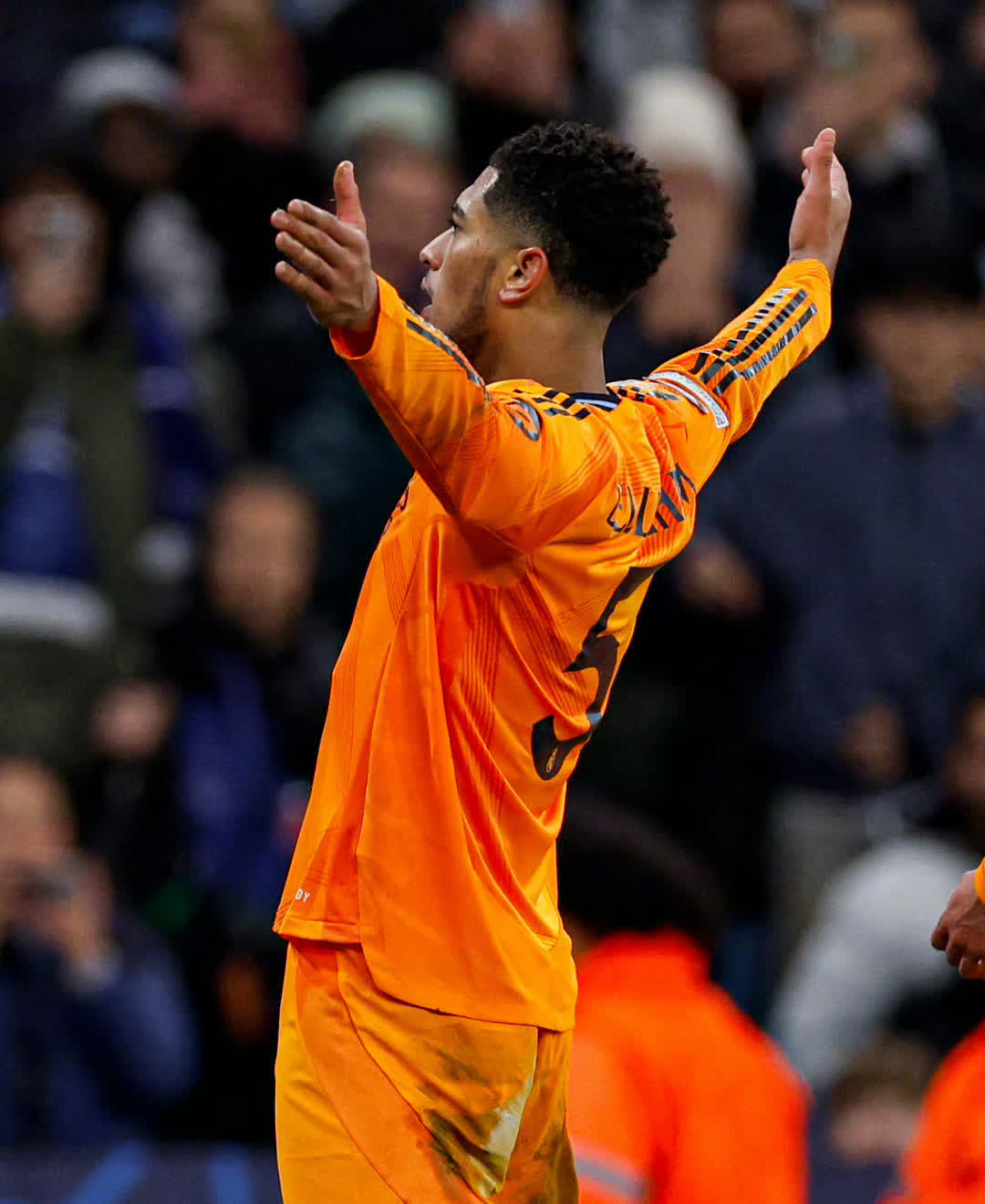 曼城全面压制,成功挺进最后一站 曼城全面压制,成功挺进最后一站