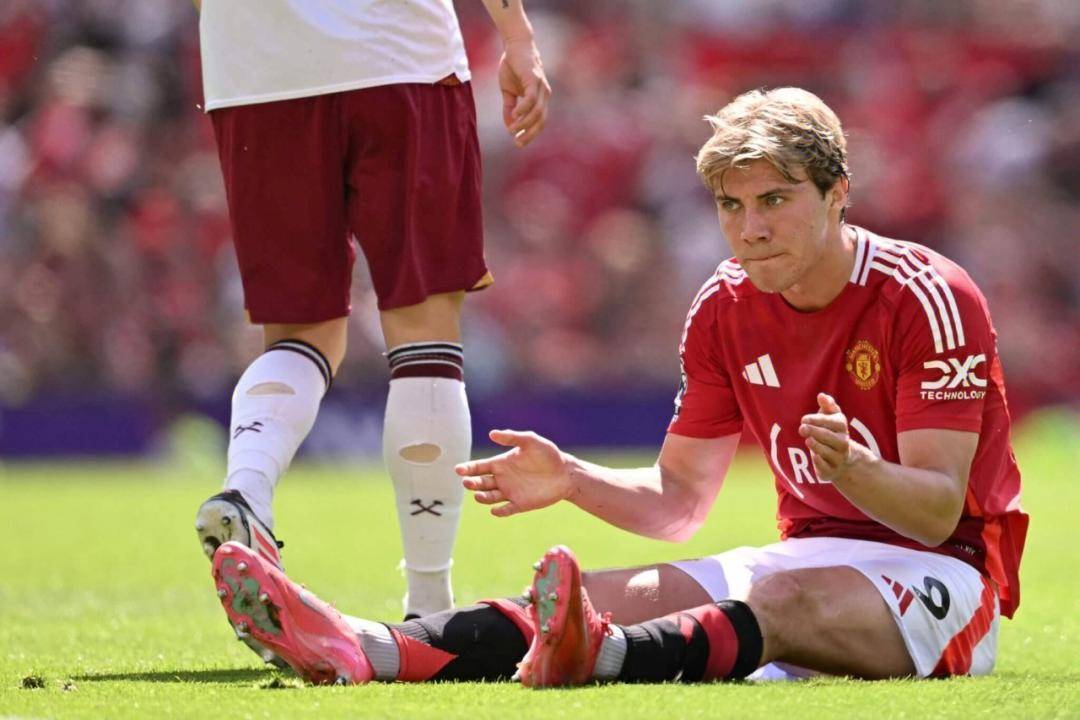 曼联客场逆转西汉姆,结束不胜 曼联客场逆转西汉姆,结束不胜