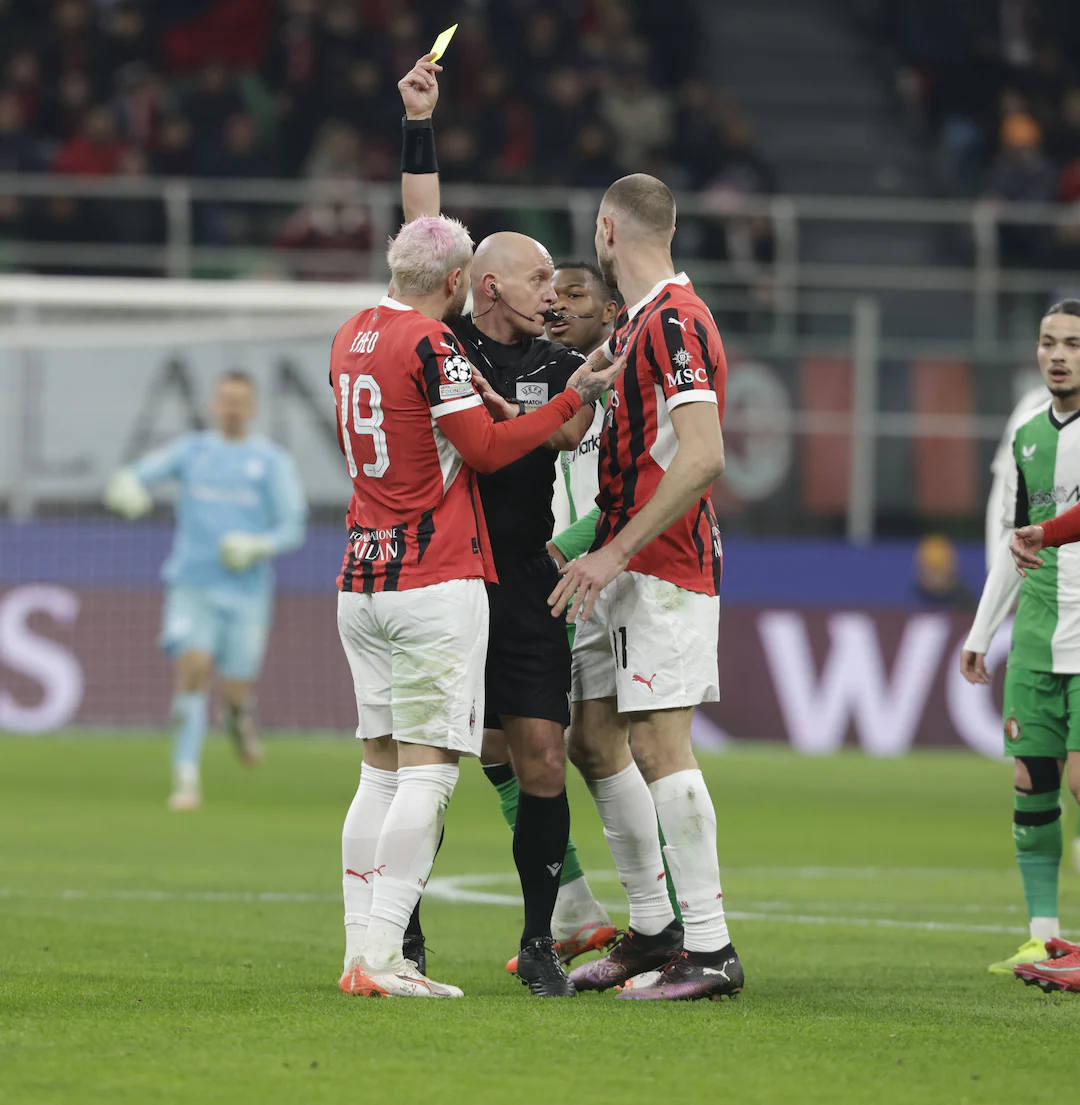 AC米兰轻取莱比锡红牛,托尼点燃赛场 AC米兰轻取莱比锡红牛,托尼点燃赛场