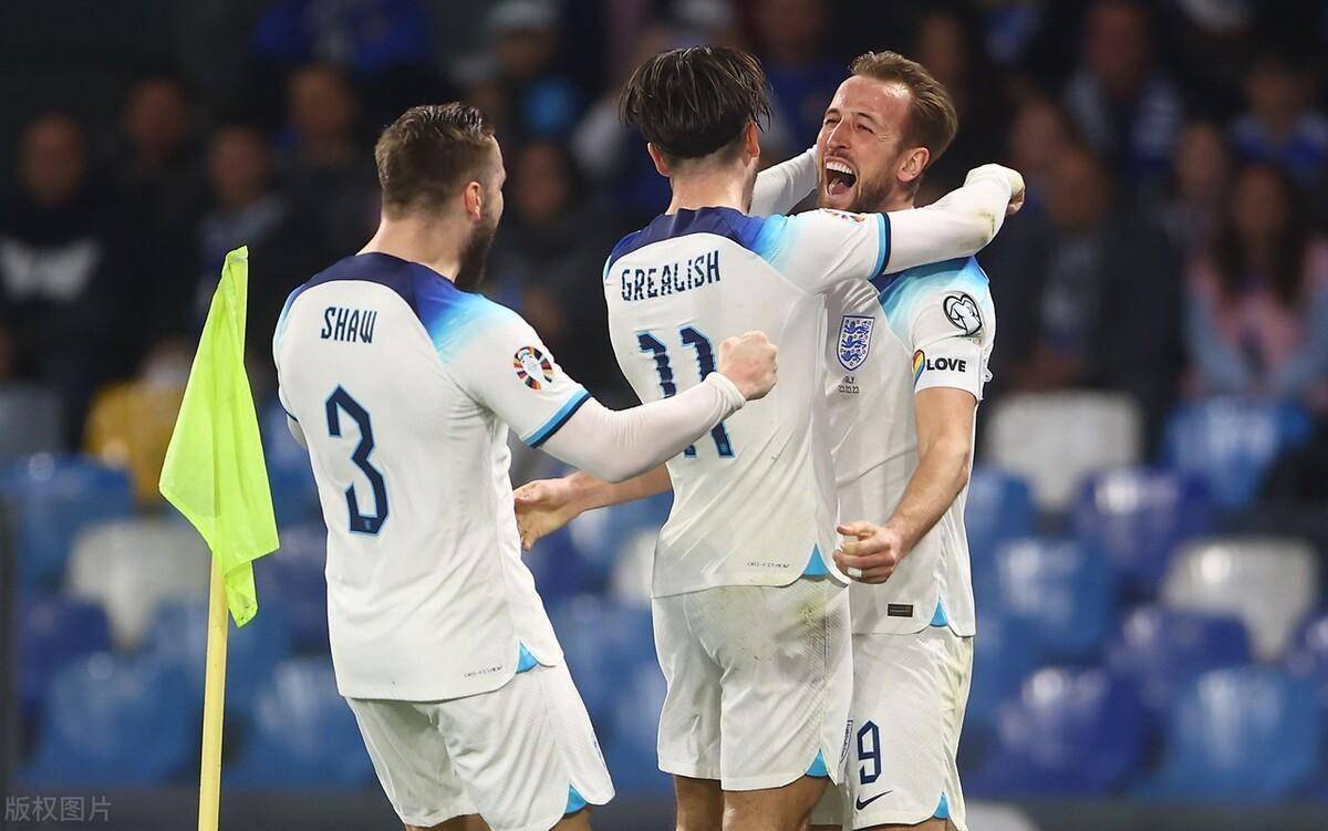 佛罗伦萨遭遇平局,卫冕之路不顺 佛罗伦萨遭遇平局,卫冕之路不顺