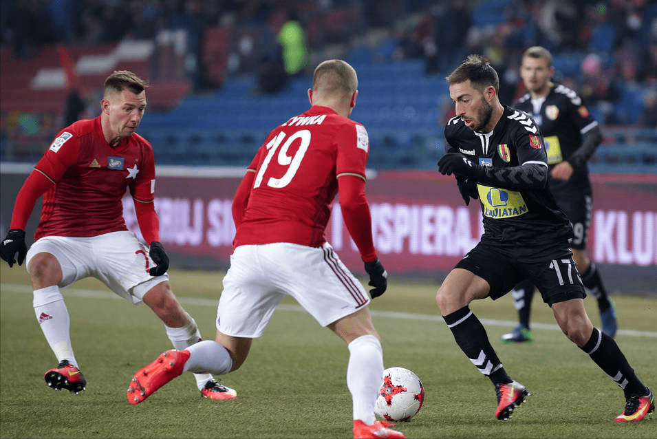 巴萨力克莱比锡红牛，孔德关键制胜