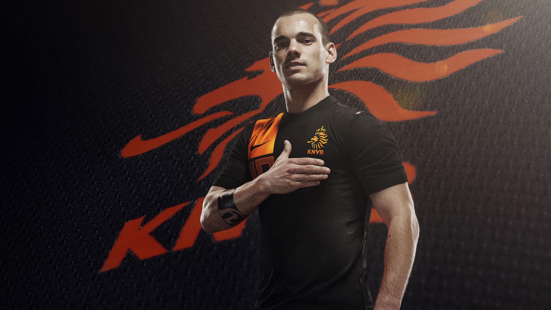 赛道与球场的交响,战略、团队与关键时刻