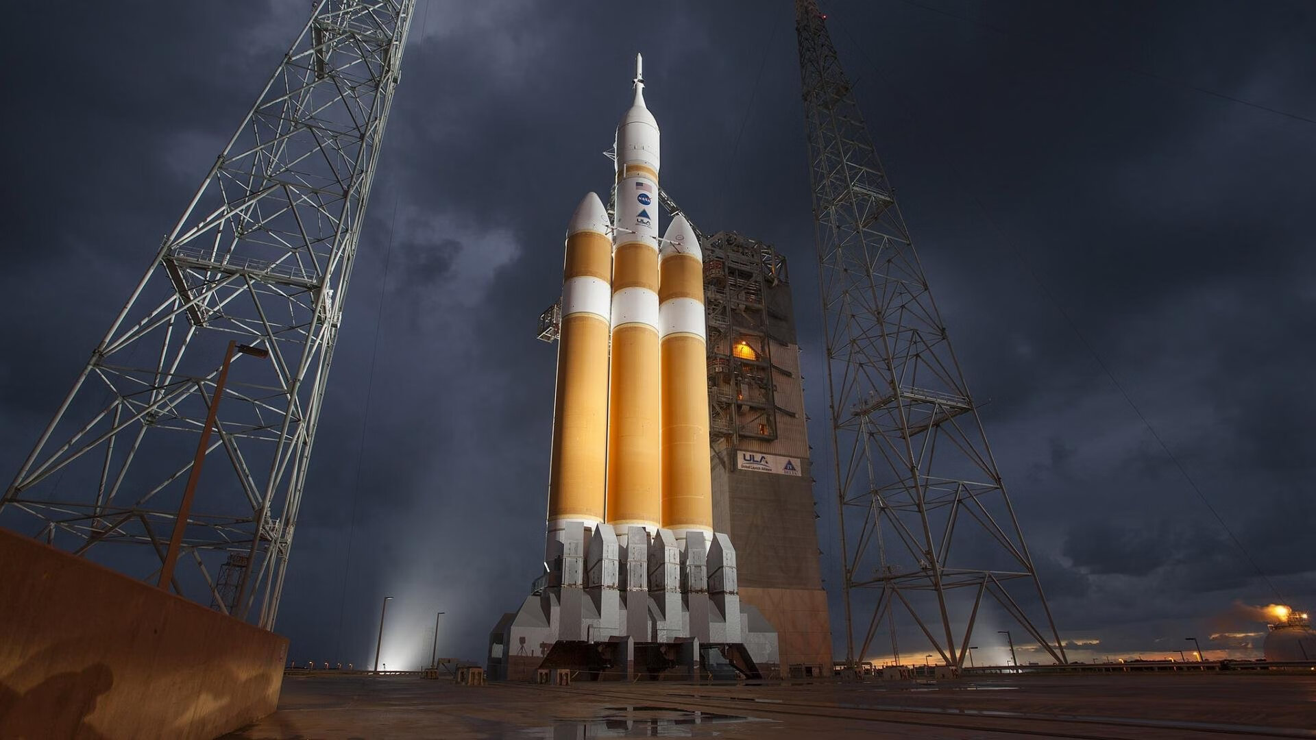 西甲国家德比之夜，雨幕、嘘声与伊萨克那柄刺穿历史的三秒寒光